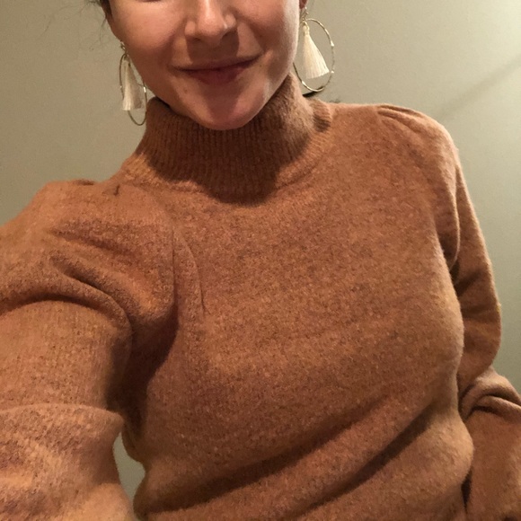 Rose mock neck puffy shoulder sleeve sweater XS - Picture 6 of 8